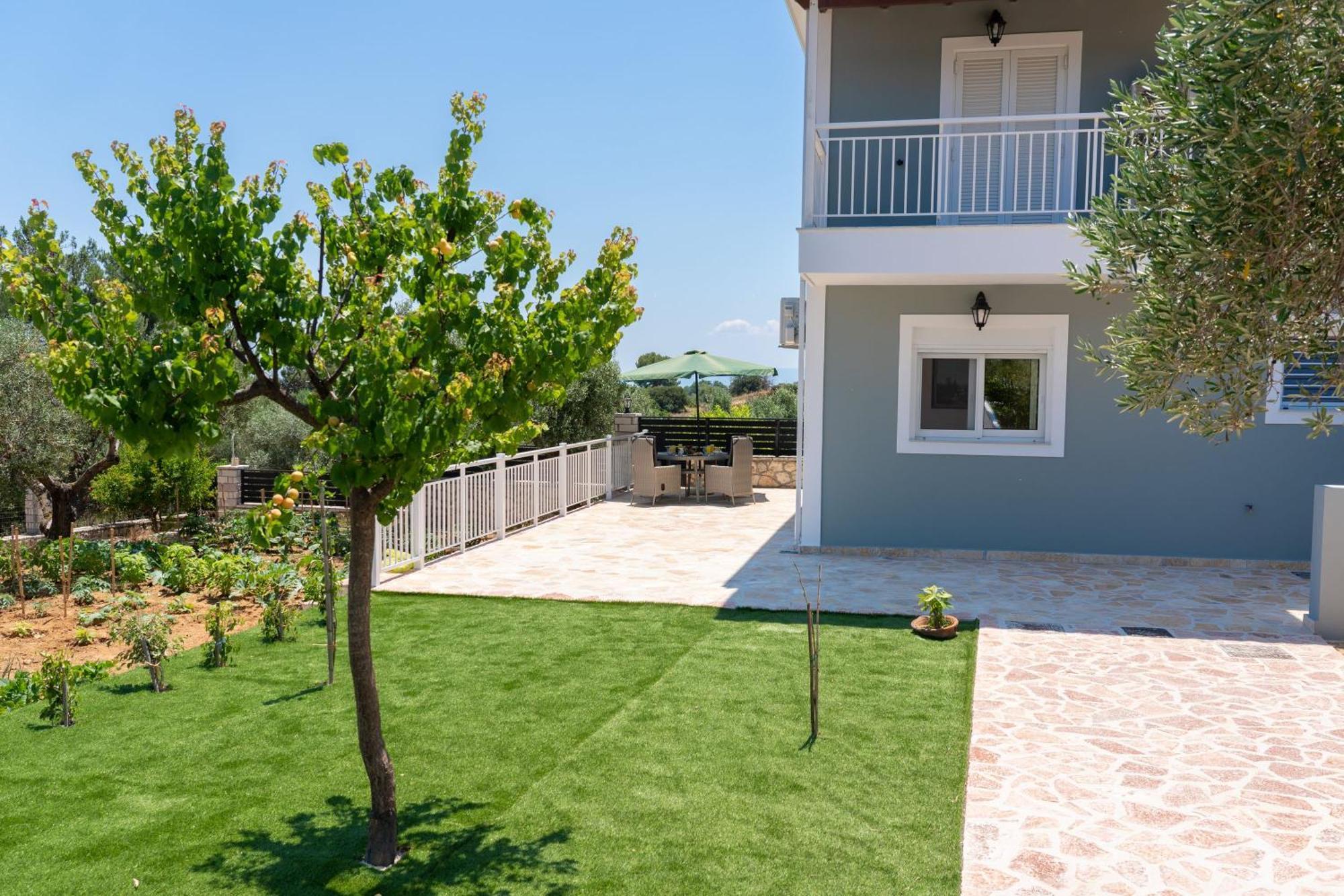 Dendra Apartments At Skala Poros  Eksteriør billede